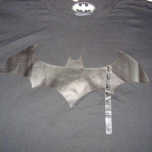 New DC Batman Bat Logo Men's T-Shirt Size L NWT S/S Black Comic